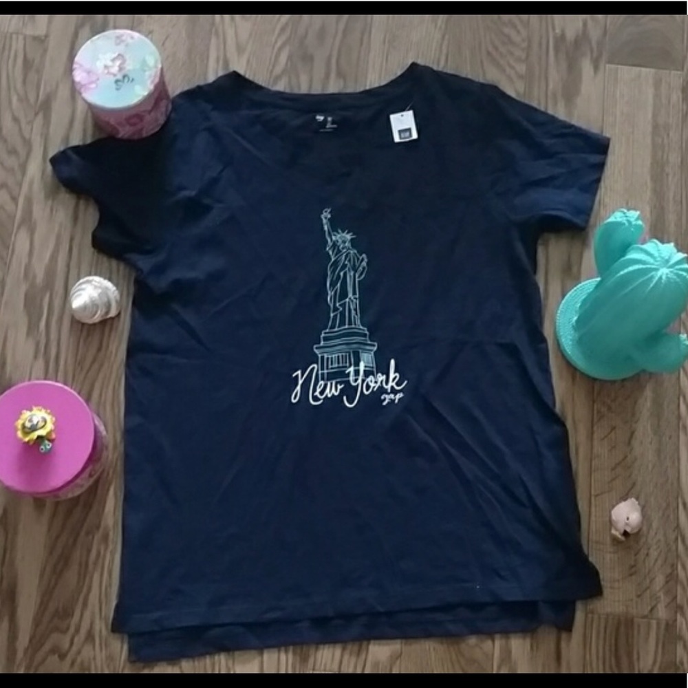 GAP T-shirt